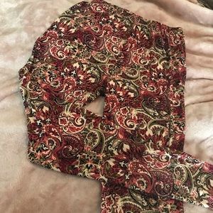 Butter leggings filigree pattern